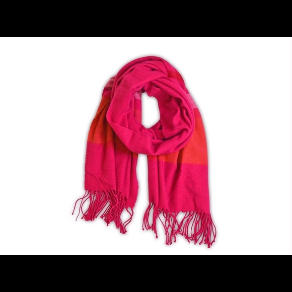 $10🚨NWT Pink Soft Long Striped Scarf - Picture 2 of 4